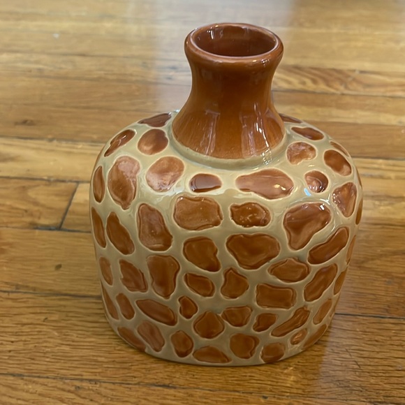 Other - Giraffe Spotted Floral Vase
